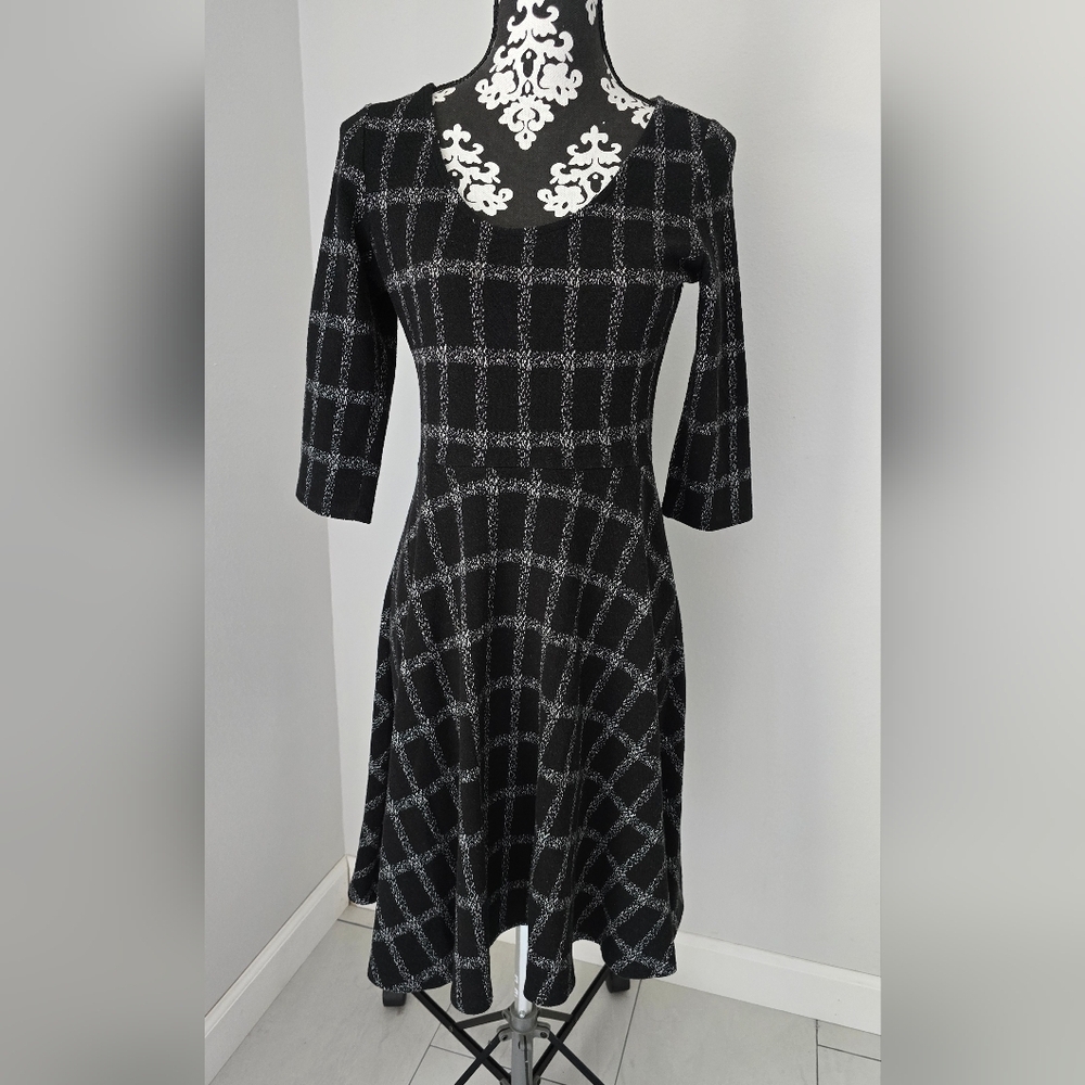 Leota casual dress size M